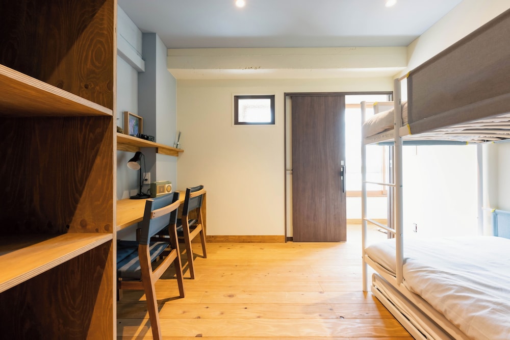 Basic Triple Room, Non Smoking