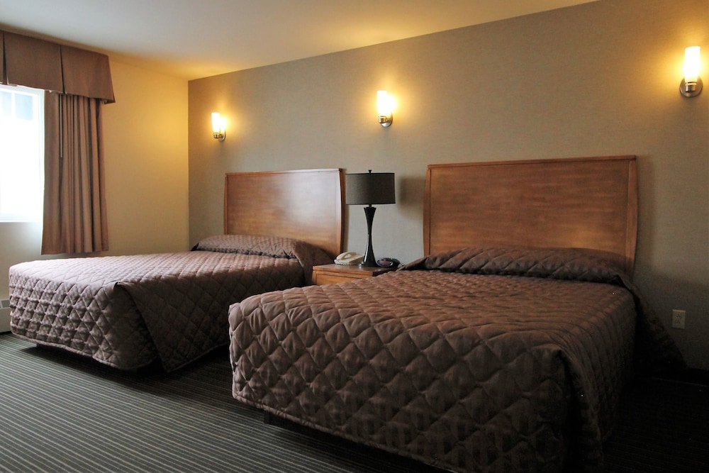 Breeze Inn Hotel & Motel