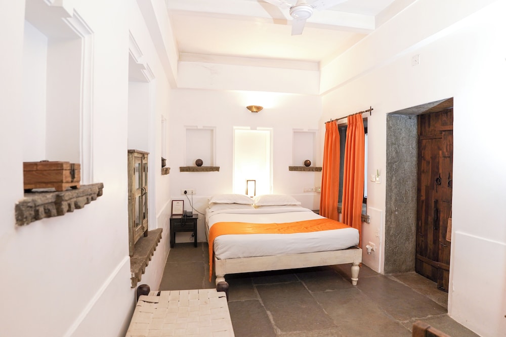 Standard Room ( Non - AC ) photo 3