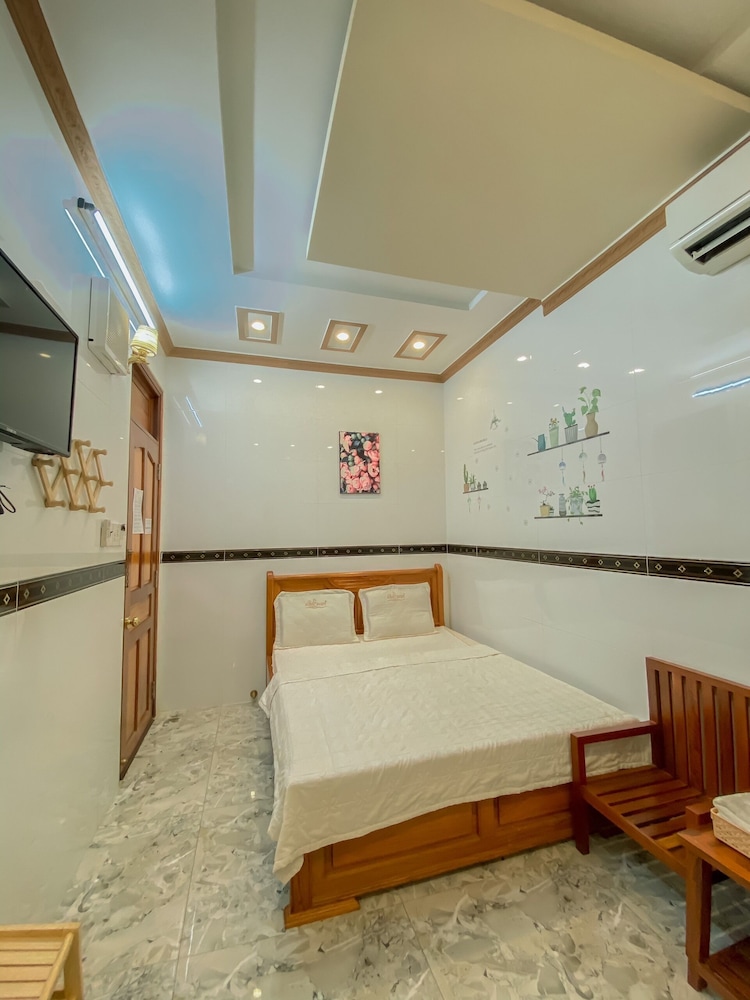 Standard Double Room, 1 Queen Bed
