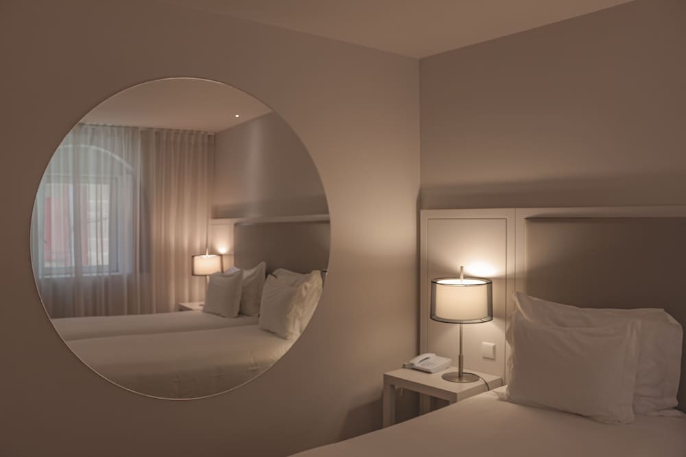 Available room
