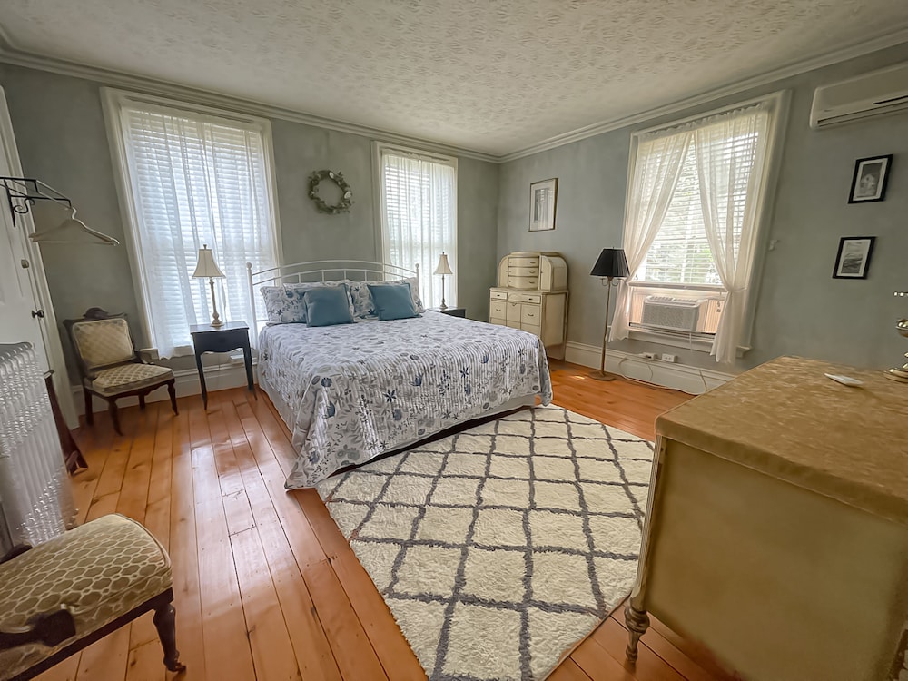Standard Room, 1 Bedroom, Private Bathroom