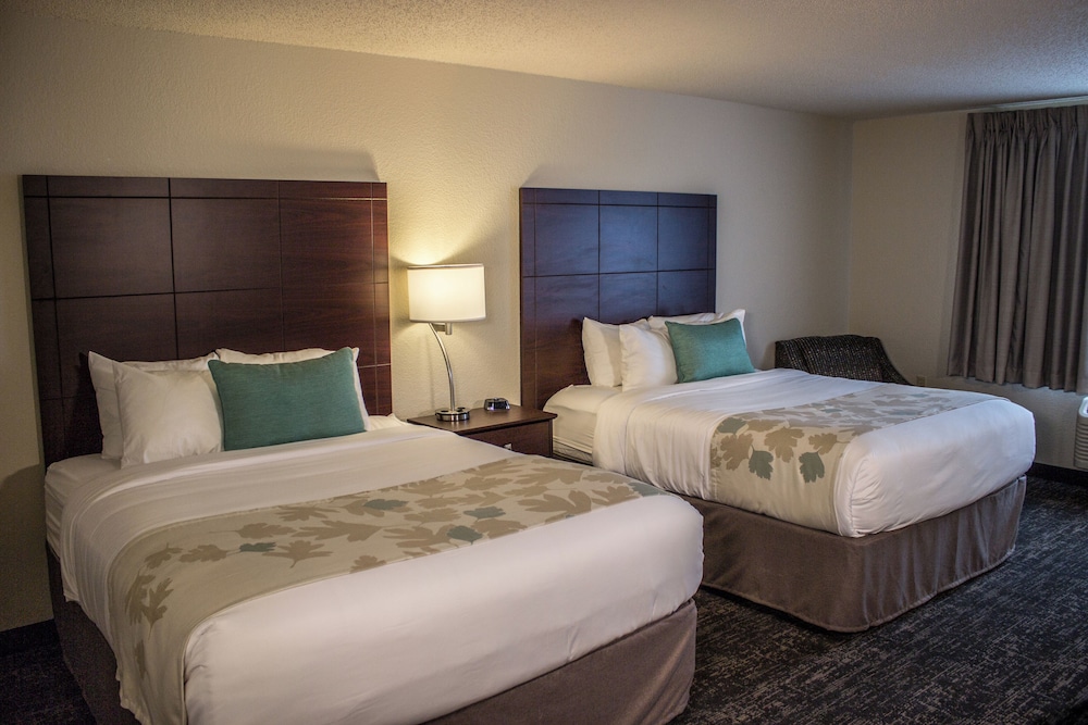 Room, 2 Queen Beds, Non Smoking photo 1
