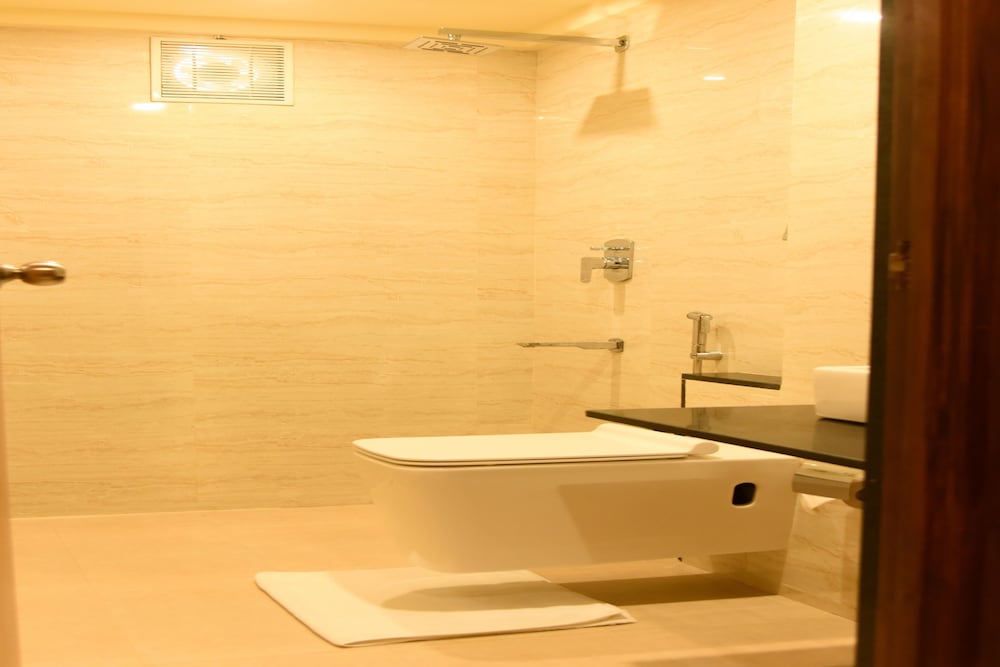 Premium Room - Photo 6