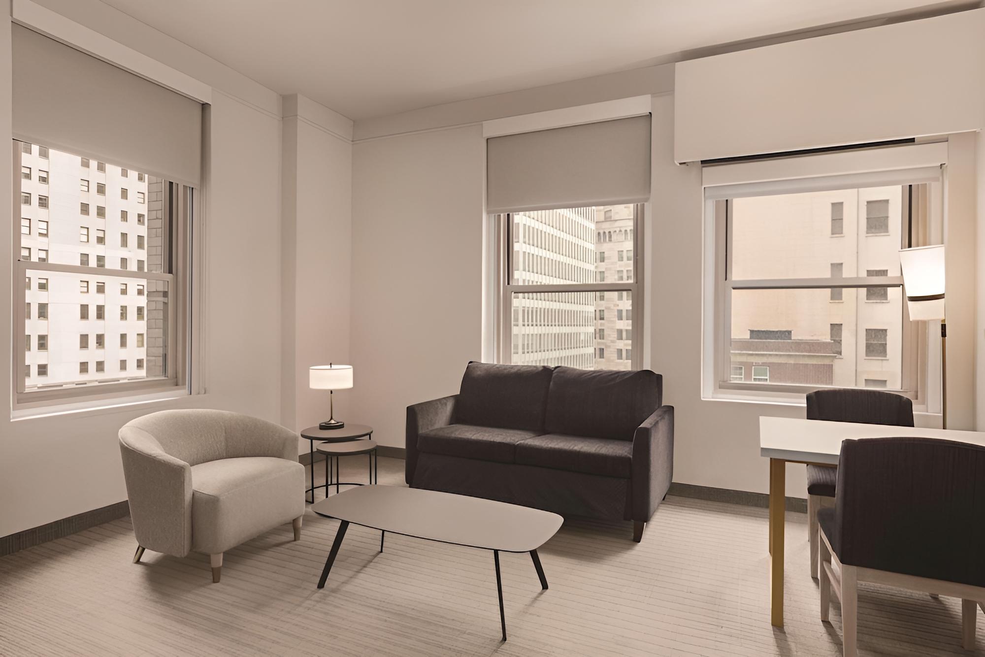 Studio Suite, 1 Queen Bed, Non Smoking photo 1
