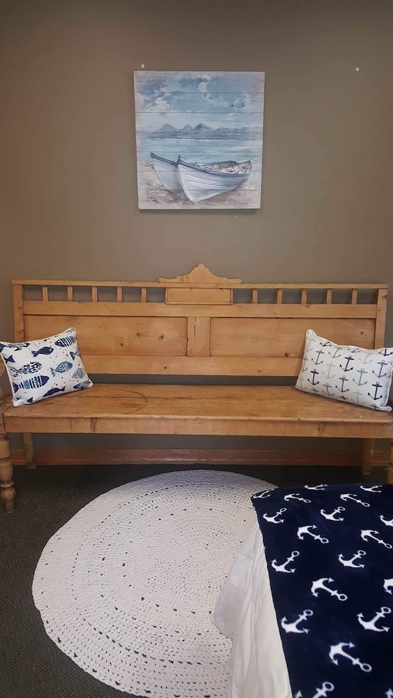 Traditional Room, 1 Queen Bed photo 3