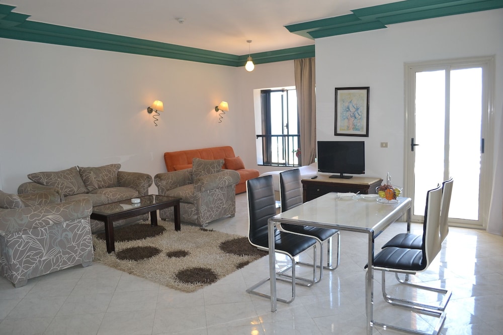 Suite photo 1