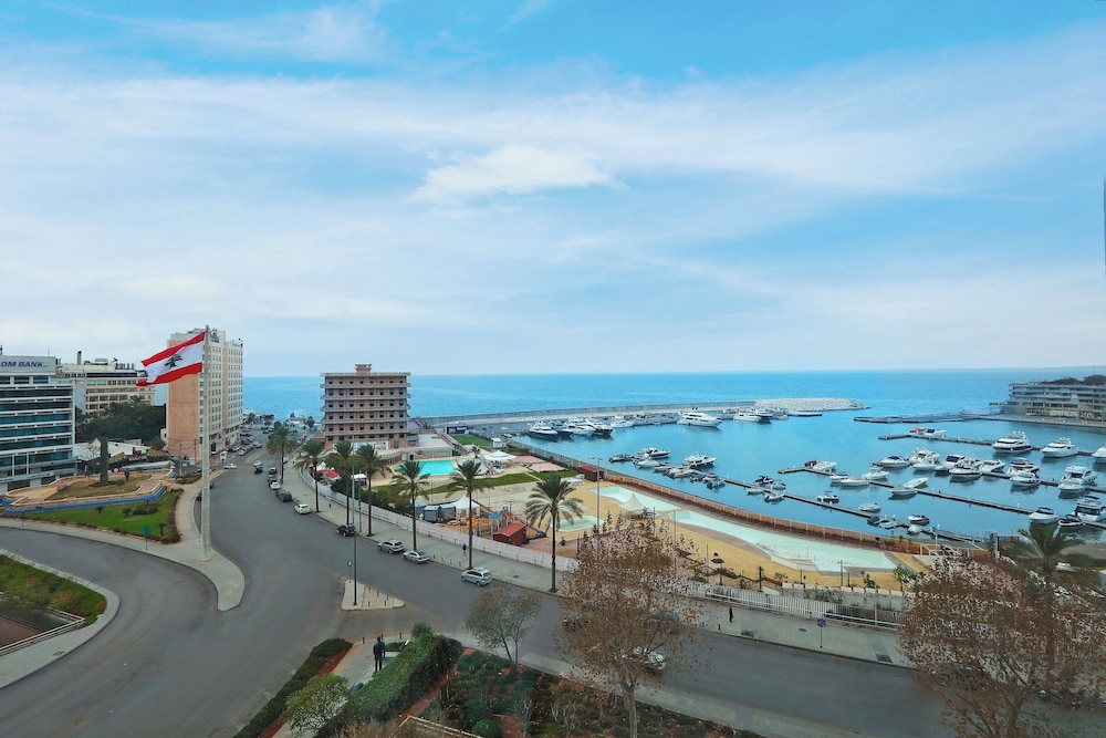 Suite (Beirut) - Photo 1