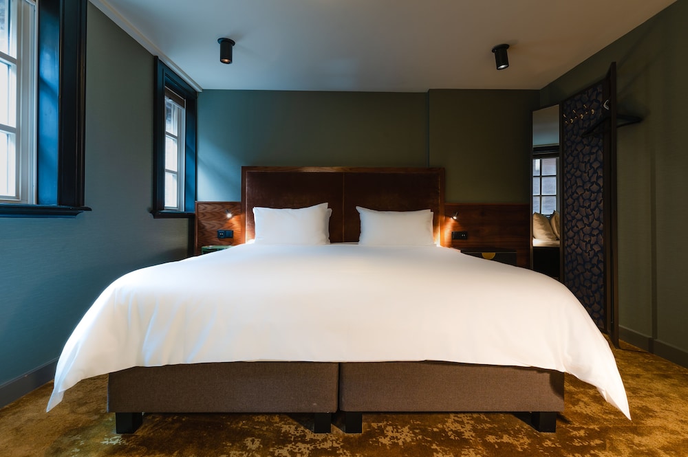 Basic Double Room