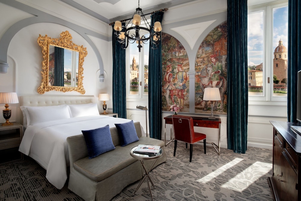 Deluxe King Room with One King Bed (Non Smoking) - Photo 5