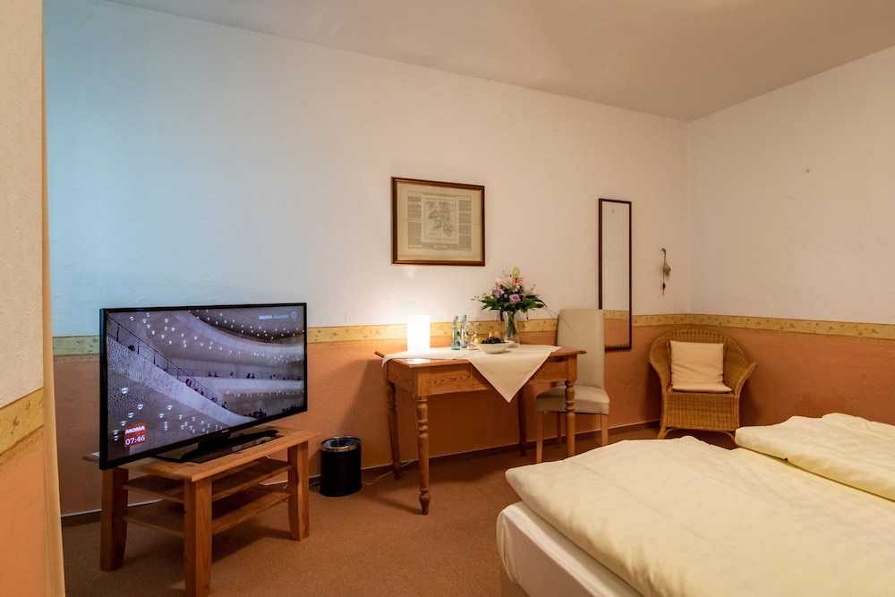 Classic Double Room - Photo 7