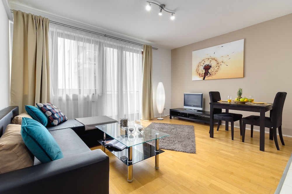 Deluxe Suite, 2 Queen Beds