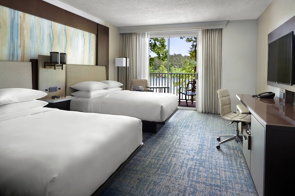 Deluxe Room, 2 Queen Beds, Lake View - Photo 1