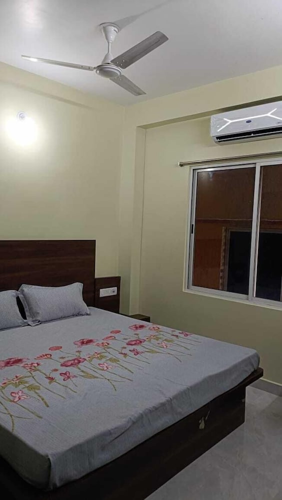 Classic Double Room, City View