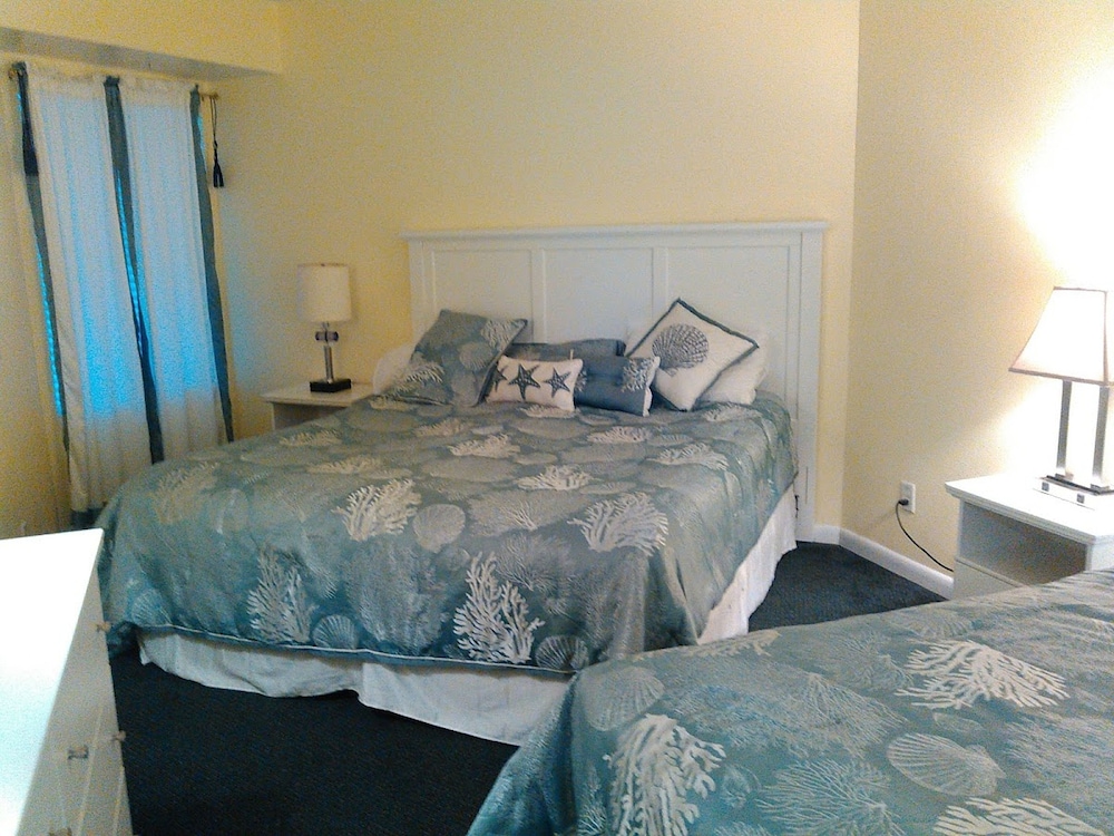 Condo, 1 Bedroom, Balcony, Oceanfront (1502)