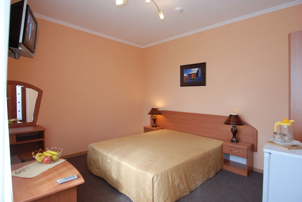 Comfort Room (Plus)