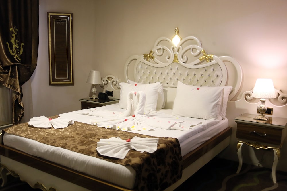 Deluxe Suite photo 1