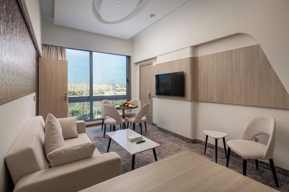 Suite, 1 Bedroom photo 1