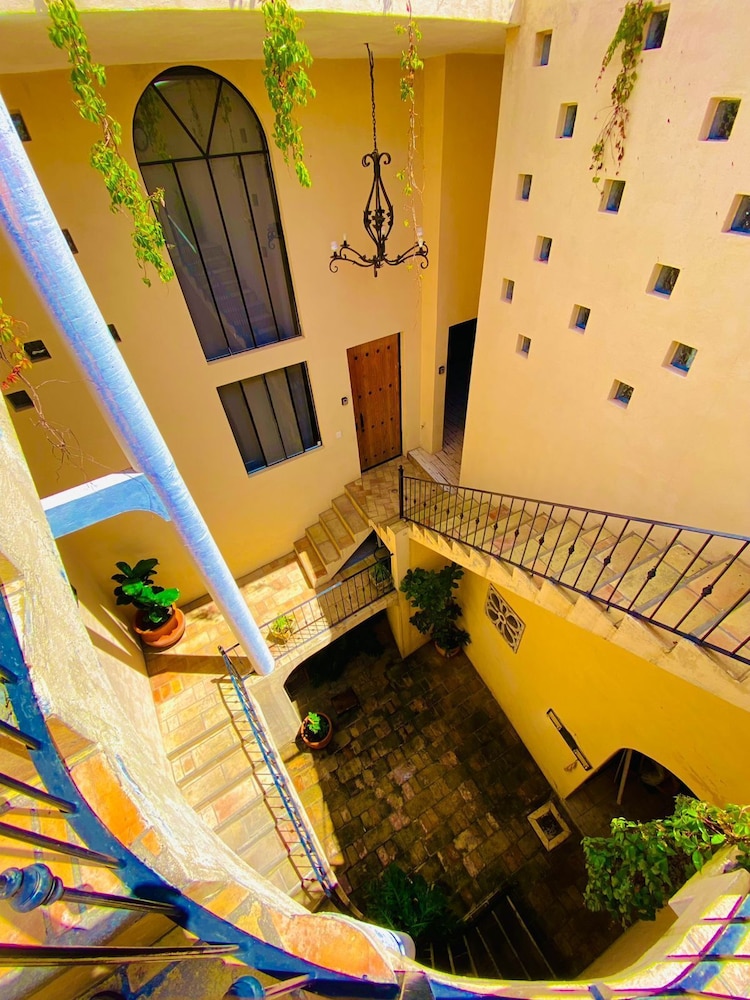 Grand Studio Suite, Balcony, City View