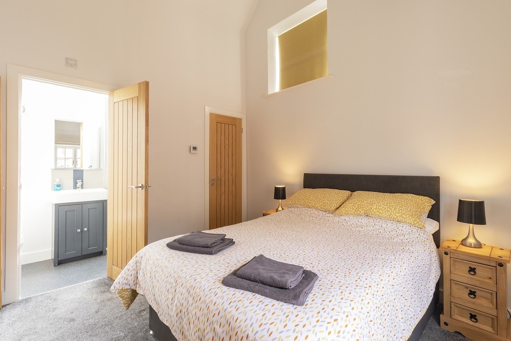 Cottage, Ensuite (The Olde Coach House) photo 1