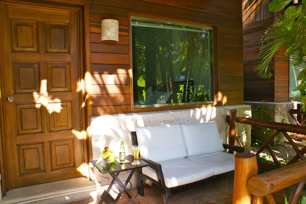 Two Double Beds with Buffet Breakfast, Spa Access and Daily Massage for Couples - Photo 8