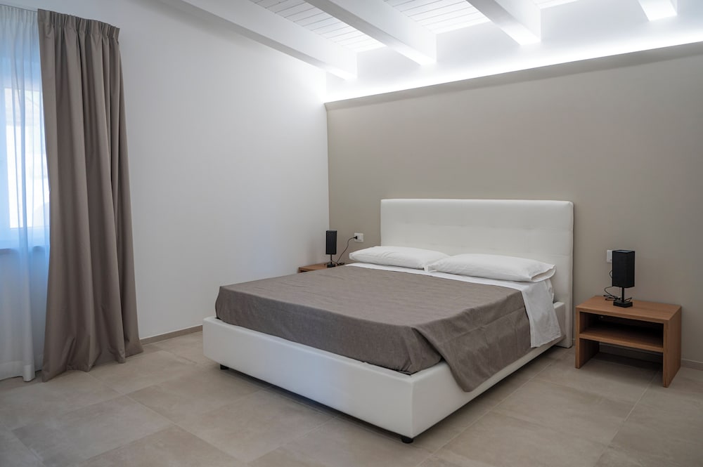 Standard Double or Twin Room photo 1