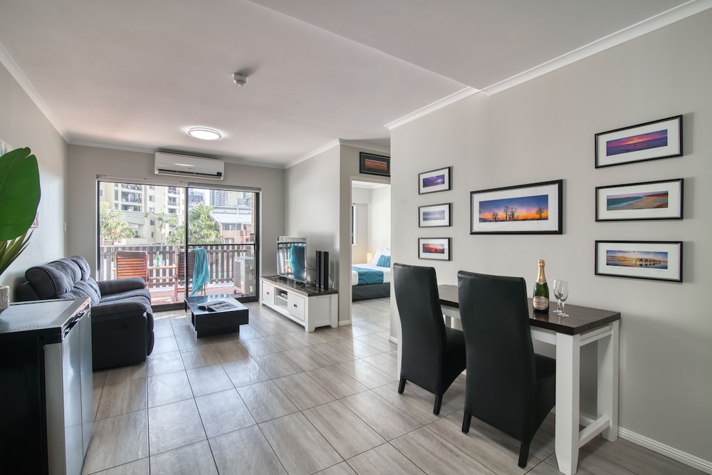 One Bedroom Apartment - Photo 5