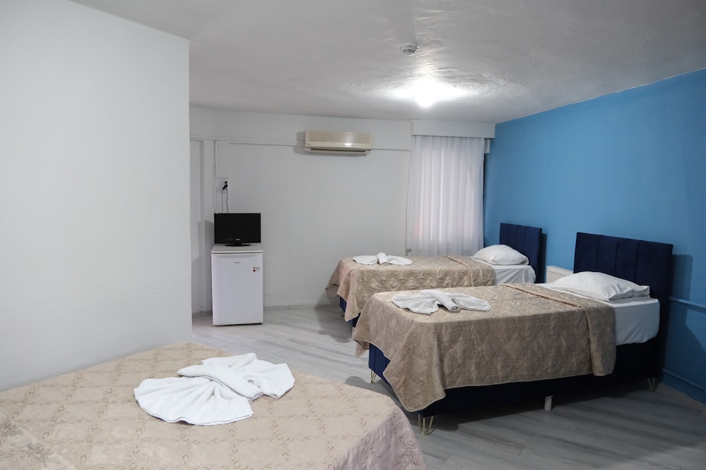 Standard Quadruple Room photo 3