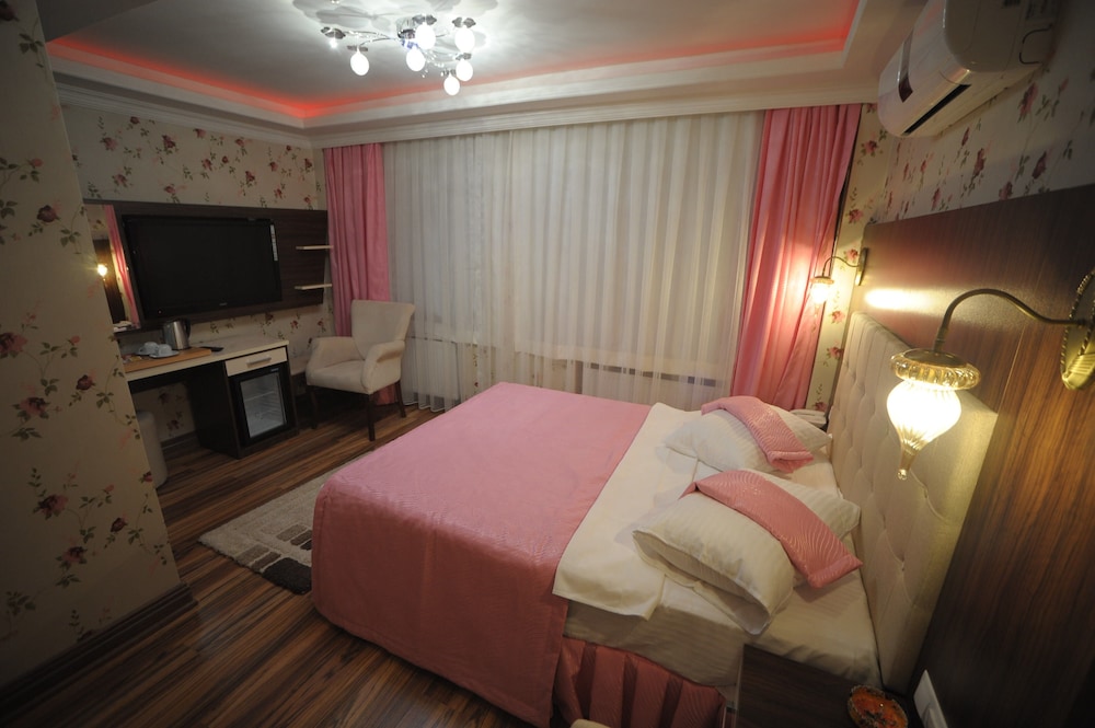Standard Room photo 2
