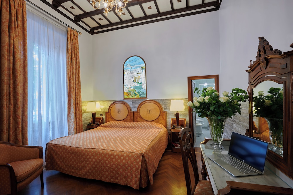 Double Room Single Use thumbnail 5