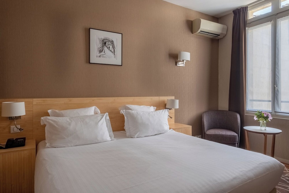 Comfort Room - Photo 3