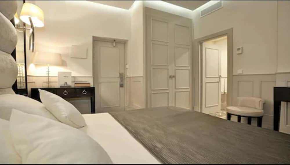 Superior Double Or Twin Room, Balcony photo 2