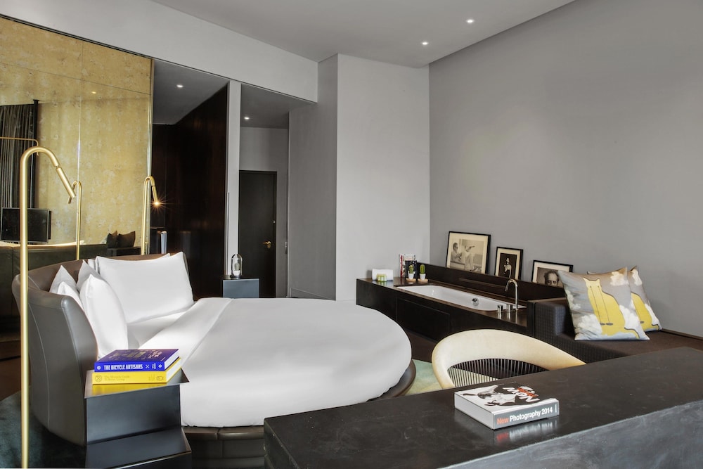 Studio Suite, 1 Bedroom photo 1