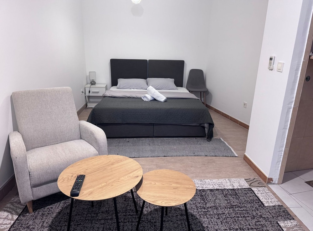 Apartment (Three Bedroom Apartment) photo 3