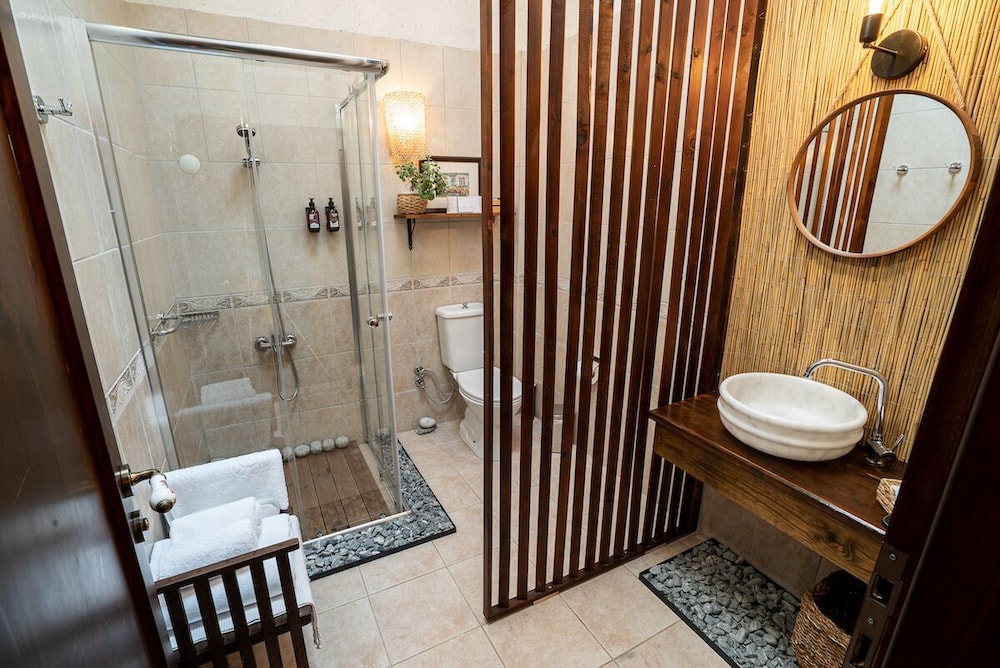 Superior Twin Room, Balcony, Sea View - Photo 2