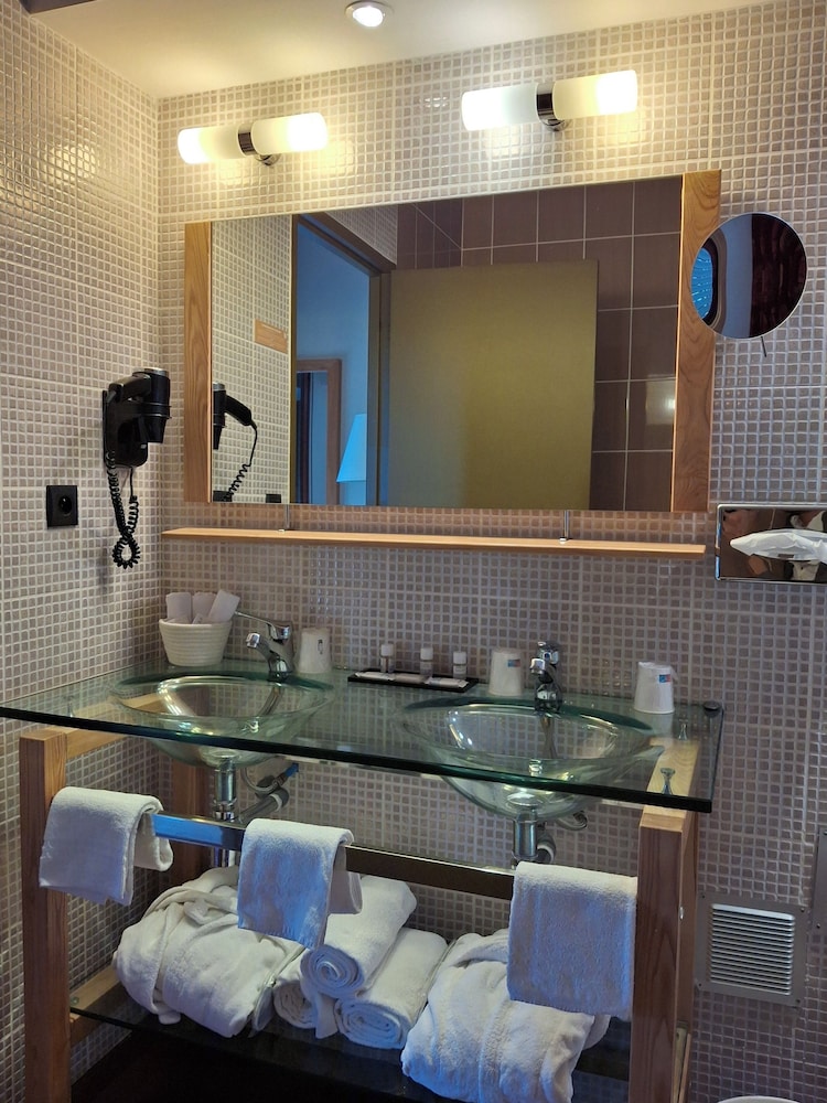 Premium Double Room - Photo 5