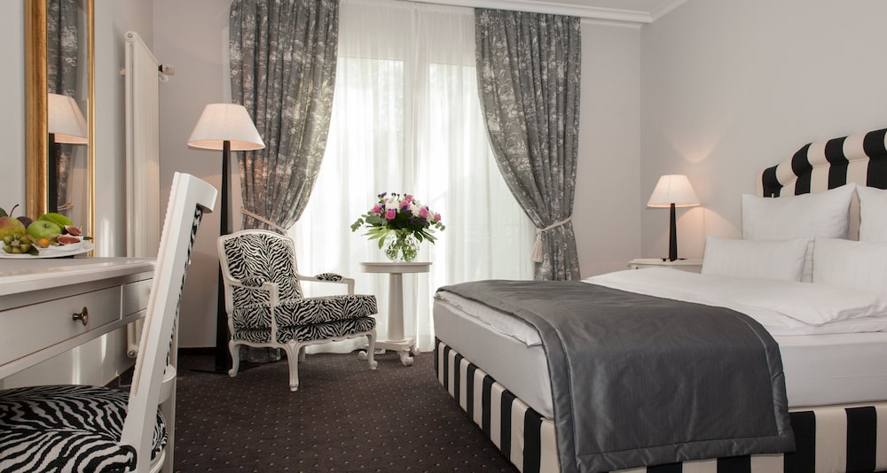 Classic Double Room, Hill View - Photo 1