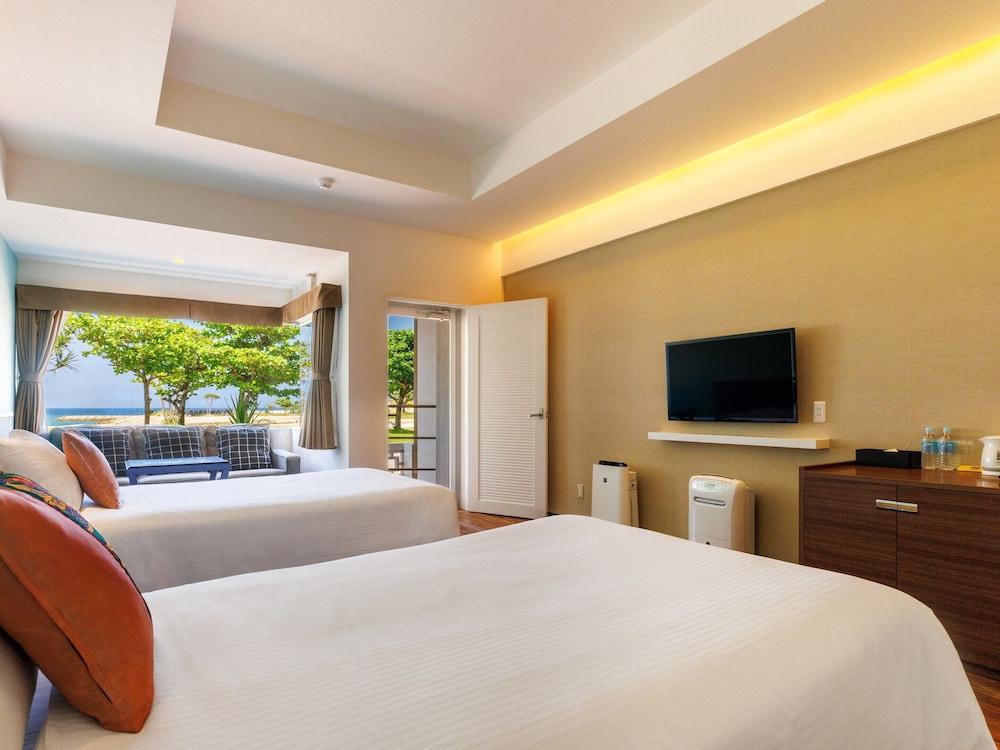 Beachside Room