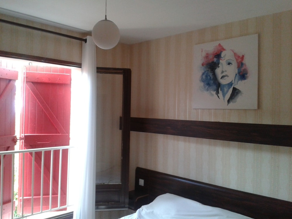 Double Room, Private Bathroom, Garden View photo 1