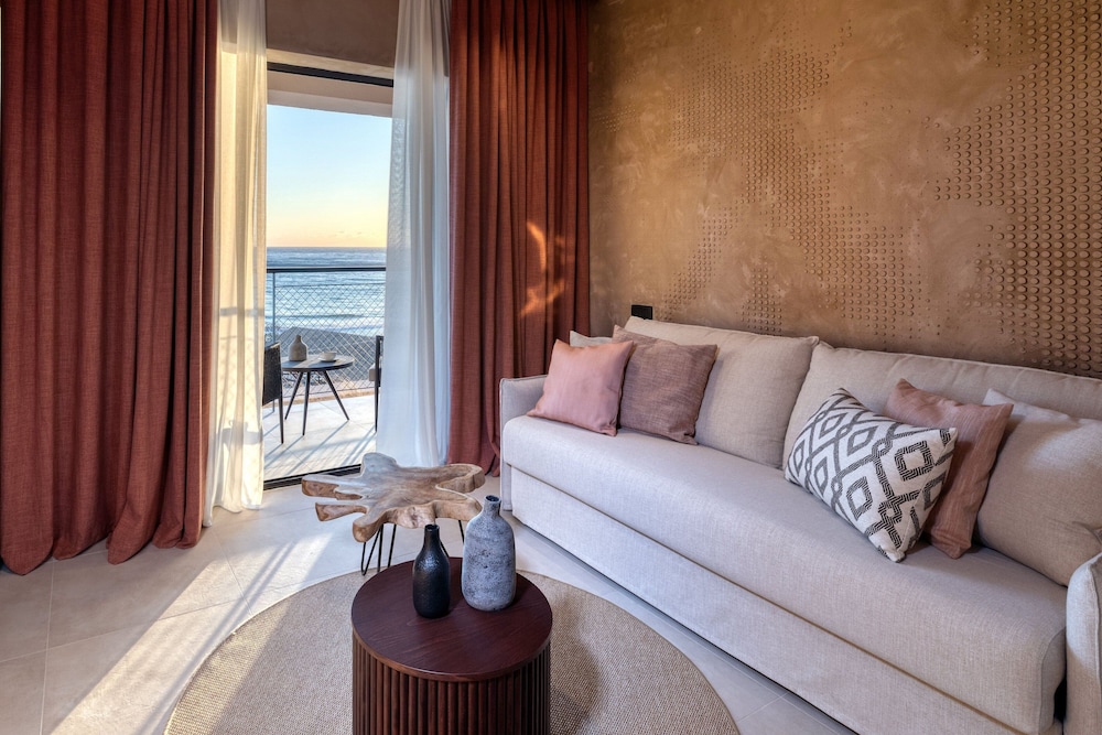 Family Suite (Sapphire) - Photo 10