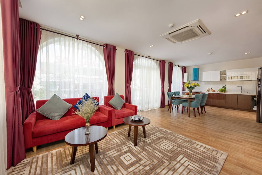 Presidential Penthouse, 2 Bedrooms, Sauna, Executive Level