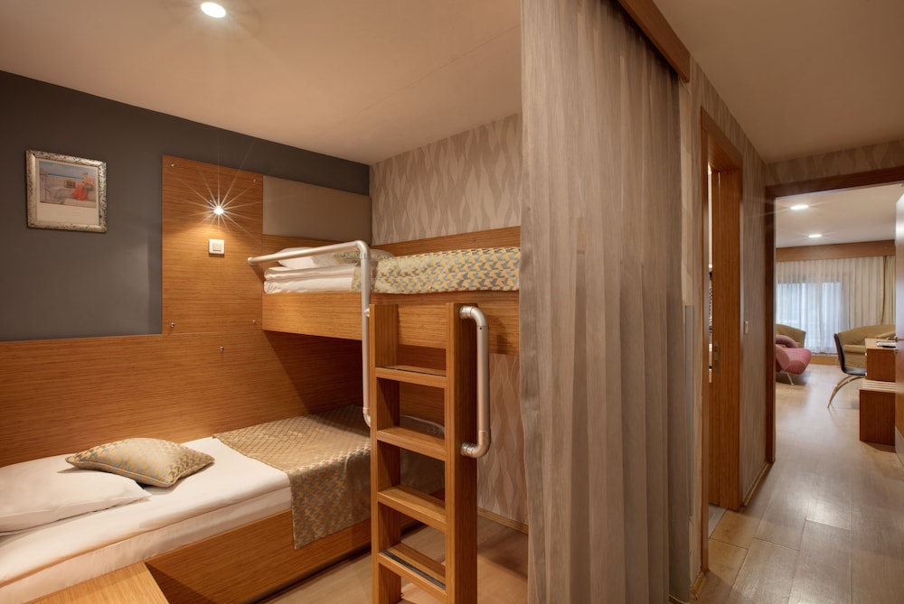 Family Suite photo 3