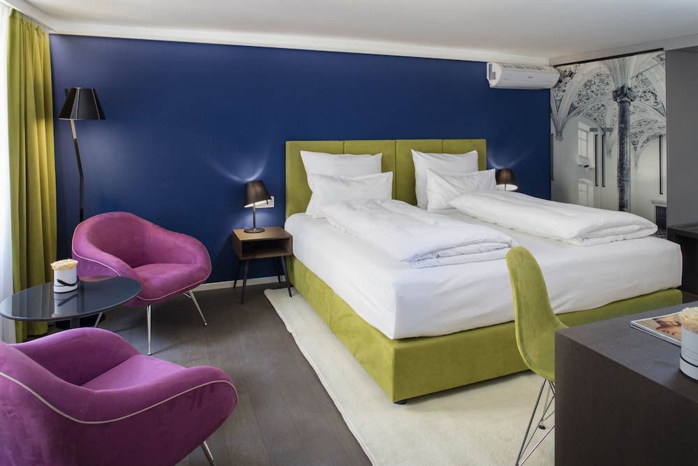 Junior Suite, City View - Photo 1