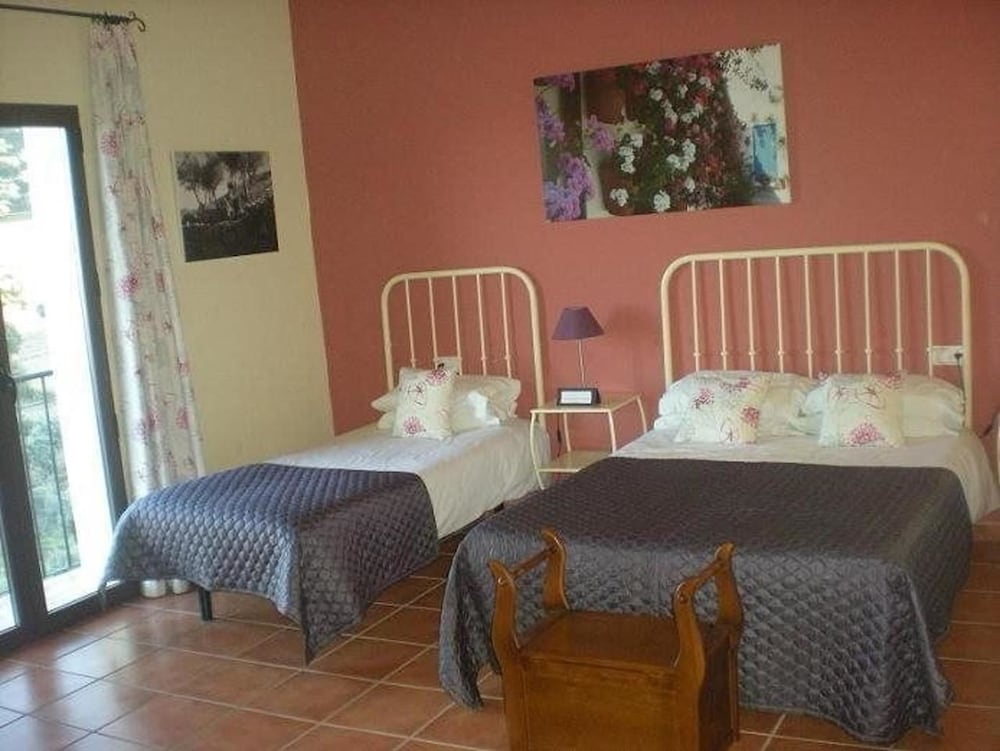 Habitación Triple, No Fumadores, Vista a la Montaña