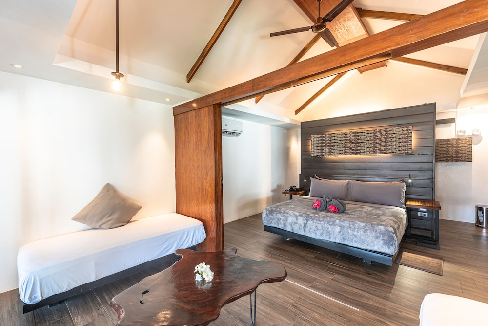Family Villa, Multiple Beds, Pool Access, Garden View photo 3