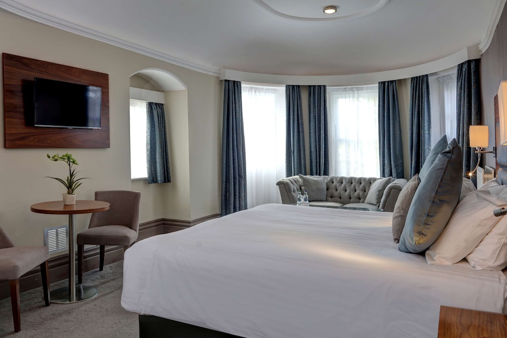 Suite, 1 King Bed, Non Smoking - Photo 1