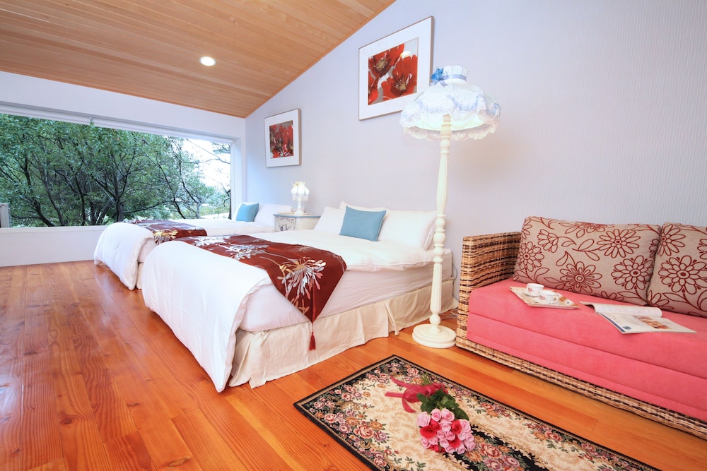 Wood Cottage photo 3