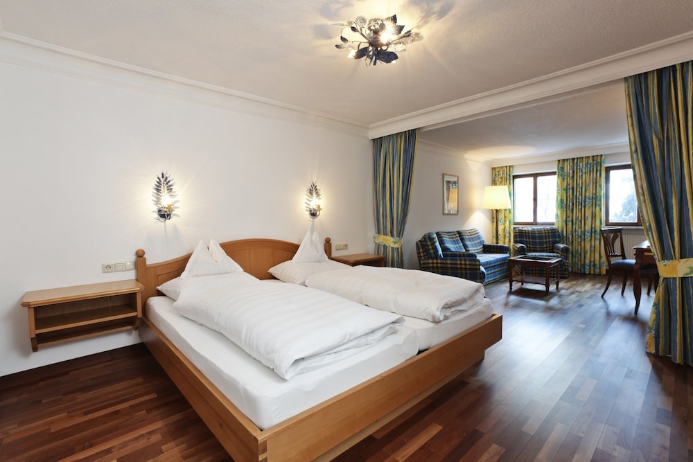 Deluxe Double Room photo 3