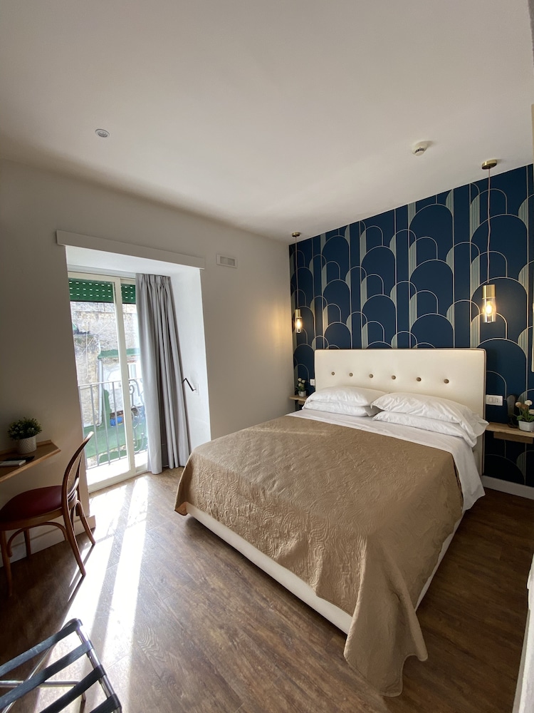 Superior Double Room - Photo 21