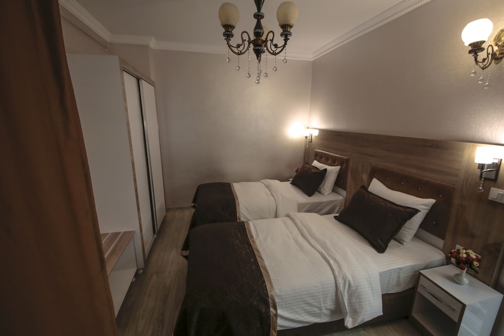 Business Suite photo 3